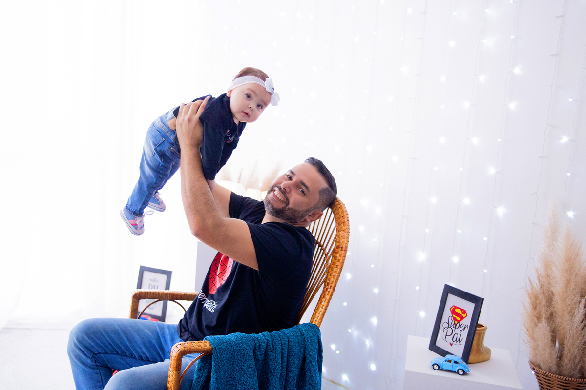 acompanhamento mensal de bebe caxias do sul figurino cenario tematico  personagem foto infantil serra gaucha fotografia familia mundo azul rosa ensaio fotografico crianca newborn baby menino menina smash the cake esmague o bolo banheira urso circo