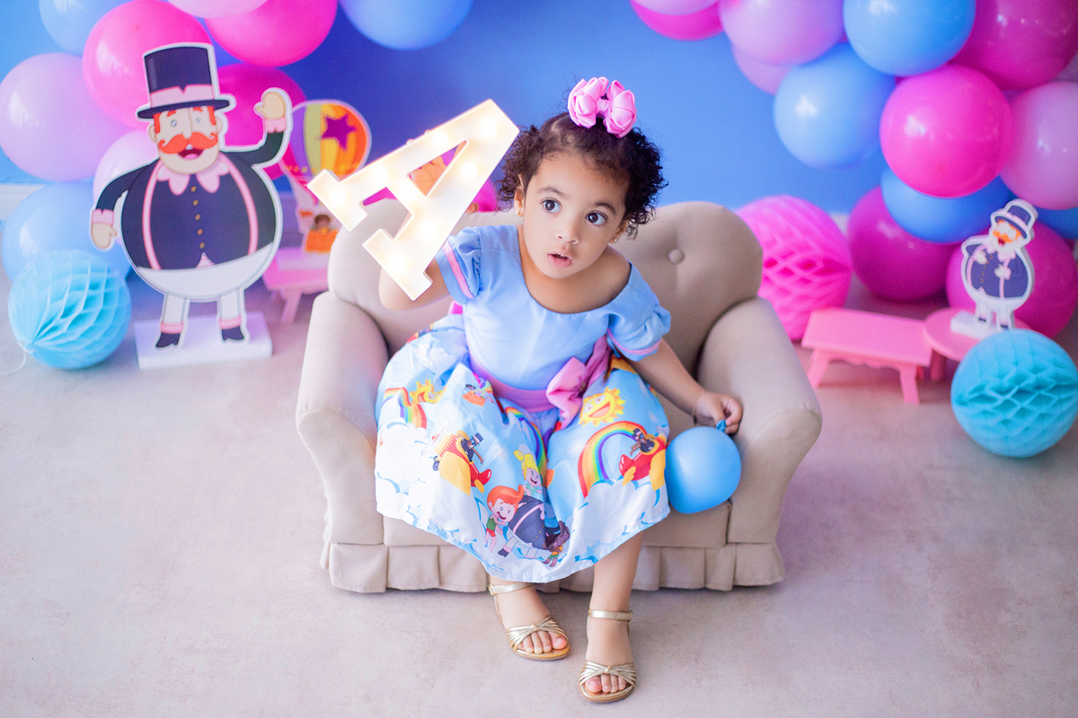 acompanhamento mensal de bebe caxias do sul figurino cenario tematico  personagem foto infantil serra gaucha fotografia familia mundo azul rosa ensaio fotografico crianca newborn baby menino menina smash the cake esmague o bolo banheira urso circo