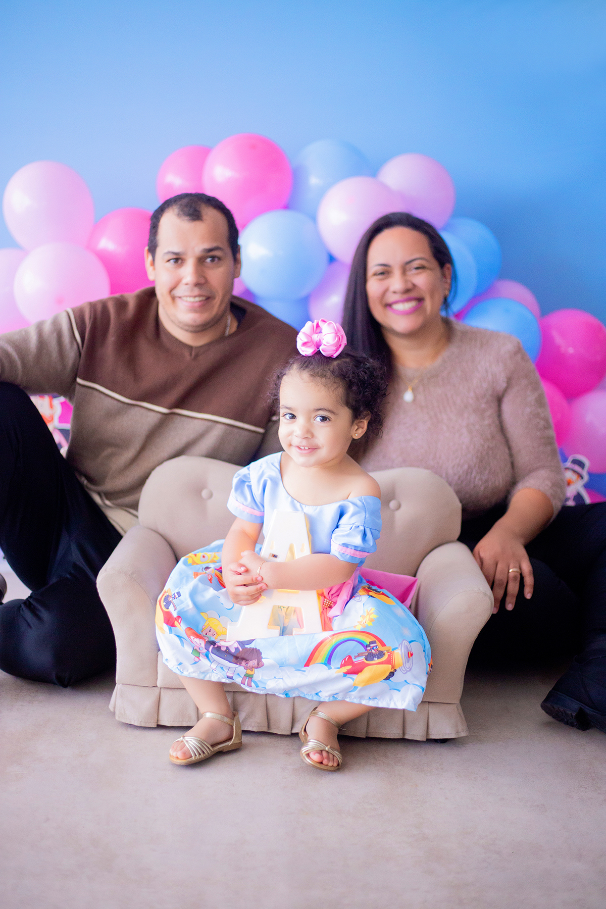 acompanhamento mensal de bebe caxias do sul figurino cenario tematico  personagem foto infantil serra gaucha fotografia familia mundo azul rosa ensaio fotografico crianca newborn baby menino menina smash the cake esmague o bolo banheira urso circo