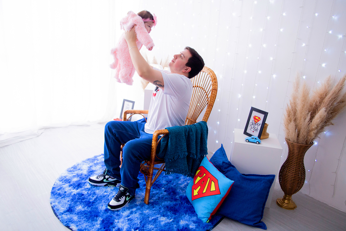 acompanhamento mensal de bebe caxias do sul figurino cenario tematico  personagem foto infantil serra gaucha fotografia familia mundo azul rosa ensaio fotografico crianca newborn baby menino menina smash the cake esmague o bolo banheira urso circo