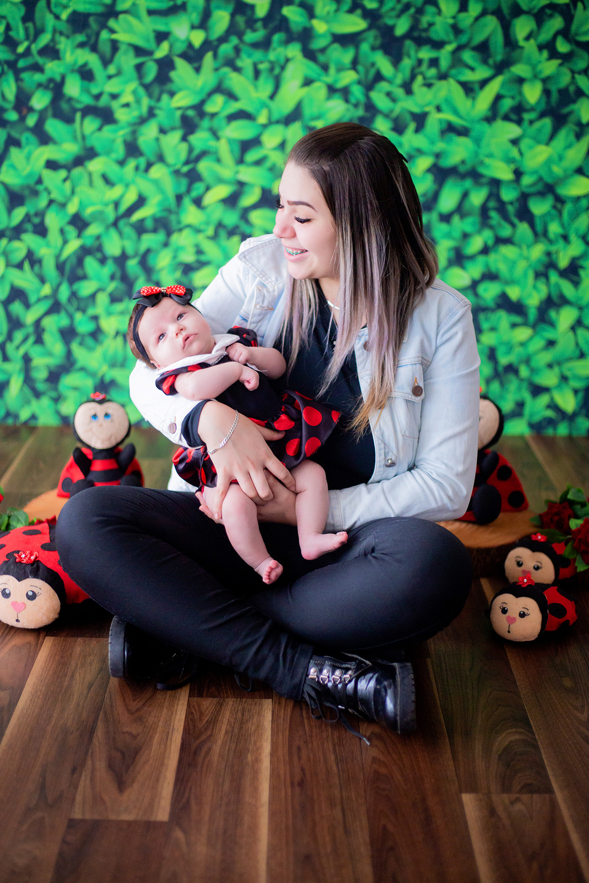acompanhamento mensal de bebe caxias do sul figurino cenario tematico  personagem foto infantil serra gaucha fotografia familia mundo azul rosa ensaio fotografico crianca newborn baby menino menina smash the cake esmague o bolo banheira urso circo