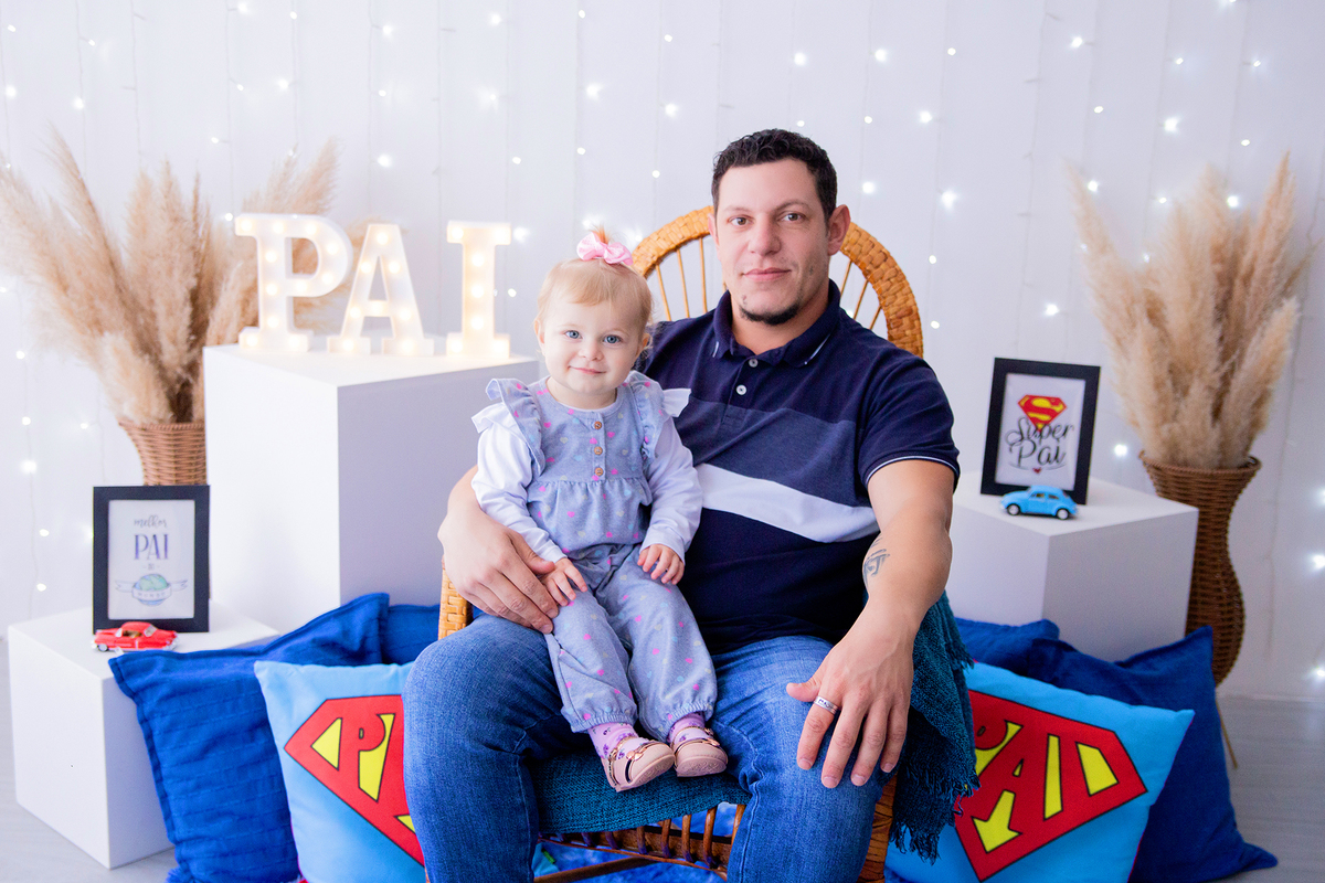 acompanhamento mensal de bebe caxias do sul figurino cenario tematico  personagem foto infantil serra gaucha fotografia familia mundo azul rosa ensaio fotografico crianca newborn baby menino menina smash the cake esmague o bolo banheira urso circo