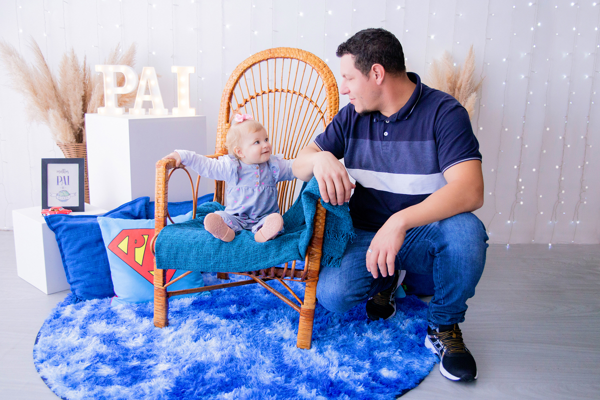 acompanhamento mensal de bebe caxias do sul figurino cenario tematico  personagem foto infantil serra gaucha fotografia familia mundo azul rosa ensaio fotografico crianca newborn baby menino menina smash the cake esmague o bolo banheira urso circo