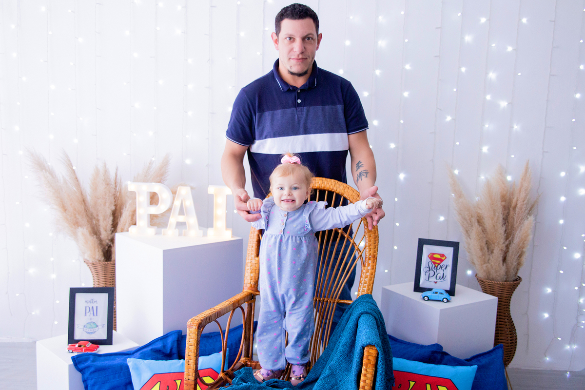 acompanhamento mensal de bebe caxias do sul figurino cenario tematico  personagem foto infantil serra gaucha fotografia familia mundo azul rosa ensaio fotografico crianca newborn baby menino menina smash the cake esmague o bolo banheira urso circo