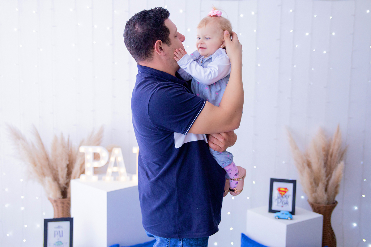 acompanhamento mensal de bebe caxias do sul figurino cenario tematico  personagem foto infantil serra gaucha fotografia familia mundo azul rosa ensaio fotografico crianca newborn baby menino menina smash the cake esmague o bolo banheira urso circo