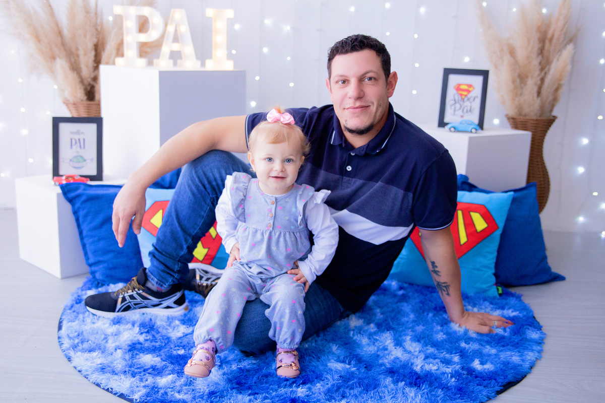 acompanhamento mensal de bebe caxias do sul figurino cenario tematico  personagem foto infantil serra gaucha fotografia familia mundo azul rosa ensaio fotografico crianca newborn baby menino menina smash the cake esmague o bolo banheira urso circo
