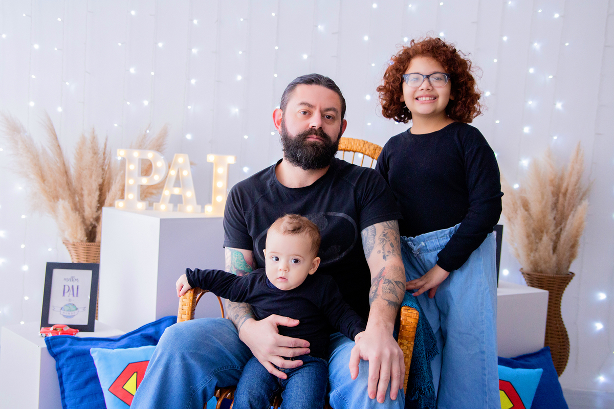 acompanhamento mensal de bebe caxias do sul figurino cenario tematico  personagem foto infantil serra gaucha fotografia familia mundo azul rosa ensaio fotografico crianca newborn baby menino menina smash the cake esmague o bolo banheira urso circo