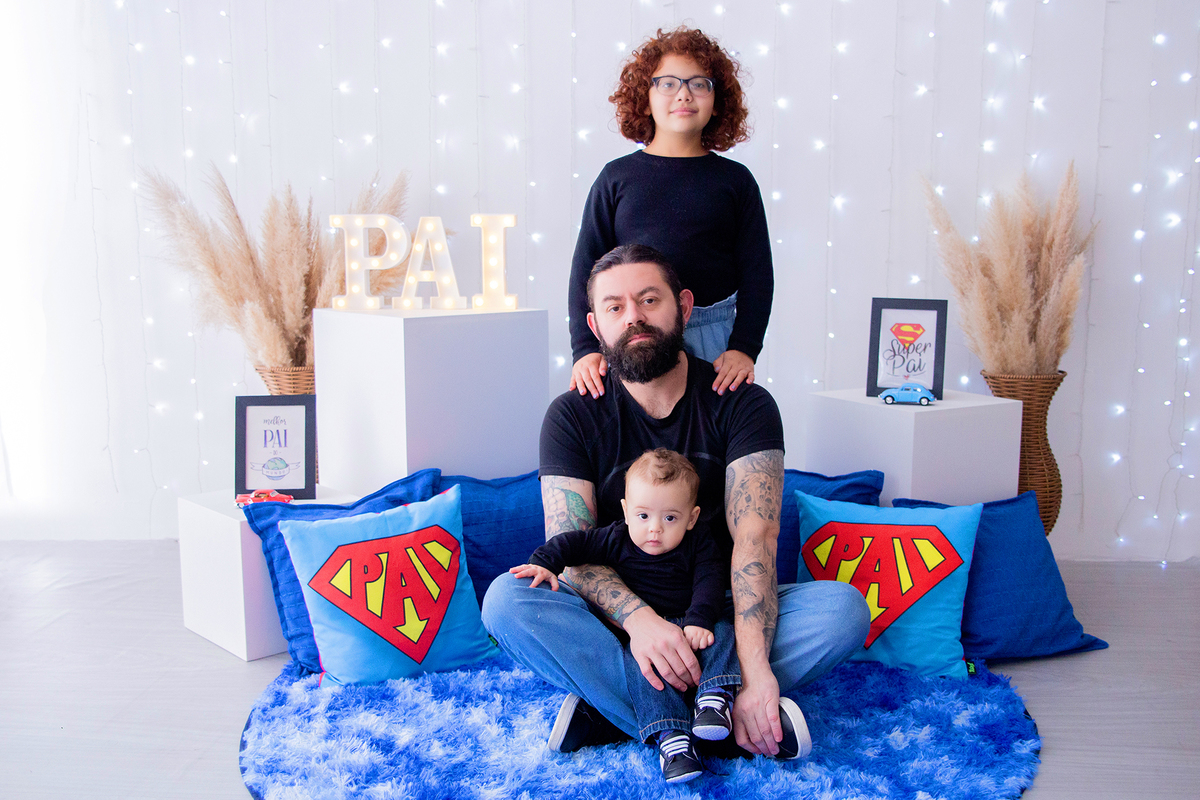 acompanhamento mensal de bebe caxias do sul figurino cenario tematico  personagem foto infantil serra gaucha fotografia familia mundo azul rosa ensaio fotografico crianca newborn baby menino menina smash the cake esmague o bolo banheira urso circo