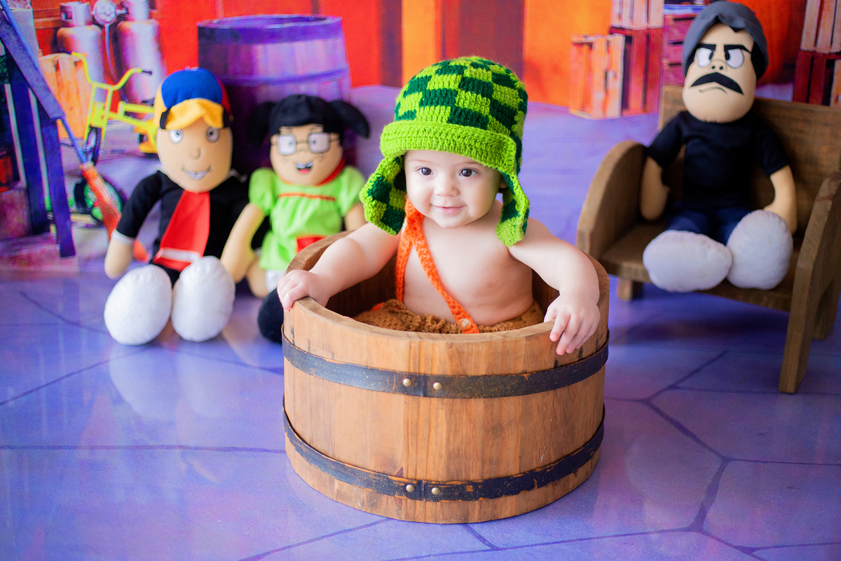 acompanhamento mensal de bebe caxias do sul figurino cenario tematico  personagem foto infantil serra gaucha fotografia familia mundo azul rosa ensaio fotografico crianca newborn baby menino menina smash the cake esmague o bolo banheira urso circo