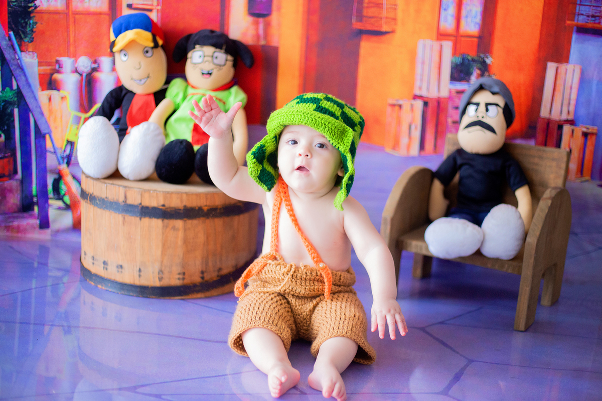 acompanhamento mensal de bebe caxias do sul figurino cenario tematico  personagem foto infantil serra gaucha fotografia familia mundo azul rosa ensaio fotografico crianca newborn baby menino menina smash the cake esmague o bolo banheira urso circo