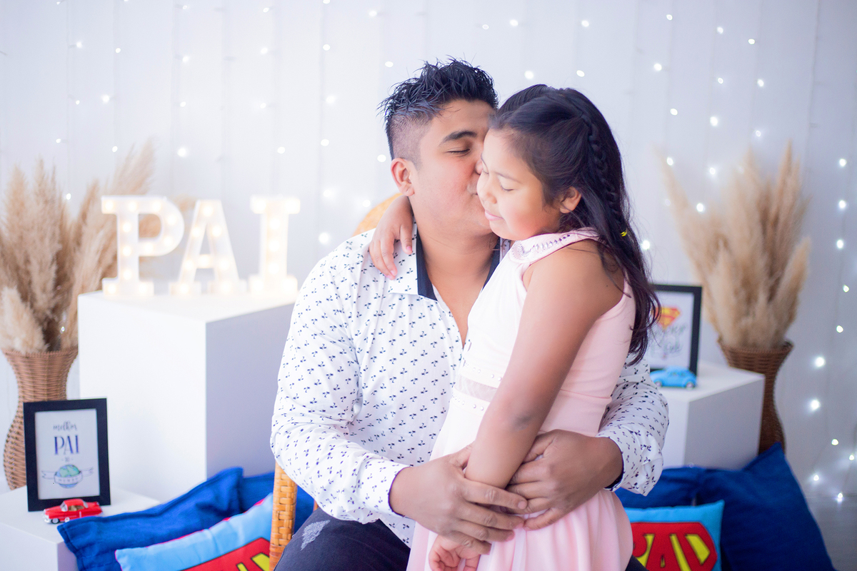 acompanhamento mensal de bebe caxias do sul figurino cenario tematico  personagem foto infantil serra gaucha fotografia familia mundo azul rosa ensaio fotografico crianca newborn baby menino menina smash the cake esmague o bolo banheira urso circo