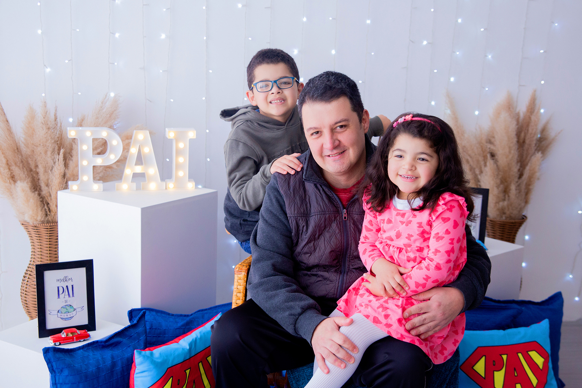 acompanhamento mensal de bebe caxias do sul figurino cenario tematico  personagem foto infantil serra gaucha fotografia familia mundo azul rosa ensaio fotografico crianca newborn baby menino menina smash the cake esmague o bolo banheira urso circo