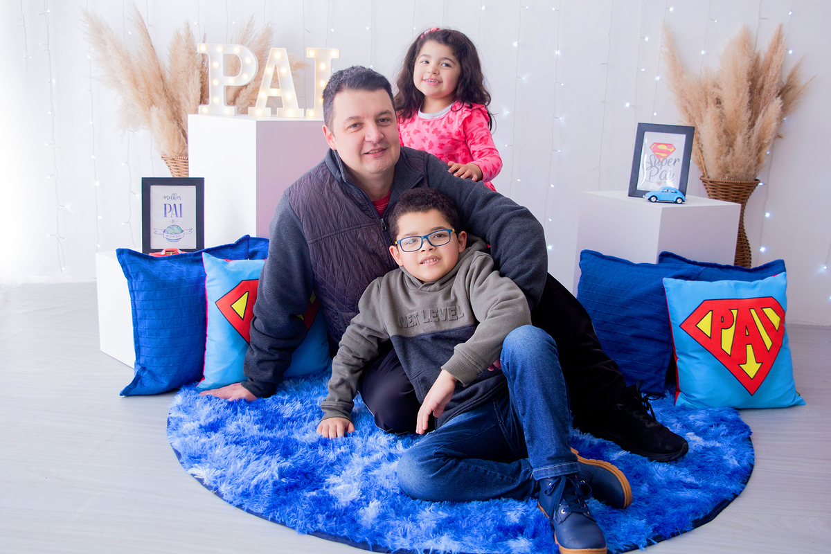 acompanhamento mensal de bebe caxias do sul figurino cenario tematico  personagem foto infantil serra gaucha fotografia familia mundo azul rosa ensaio fotografico crianca newborn baby menino menina smash the cake esmague o bolo banheira urso circo