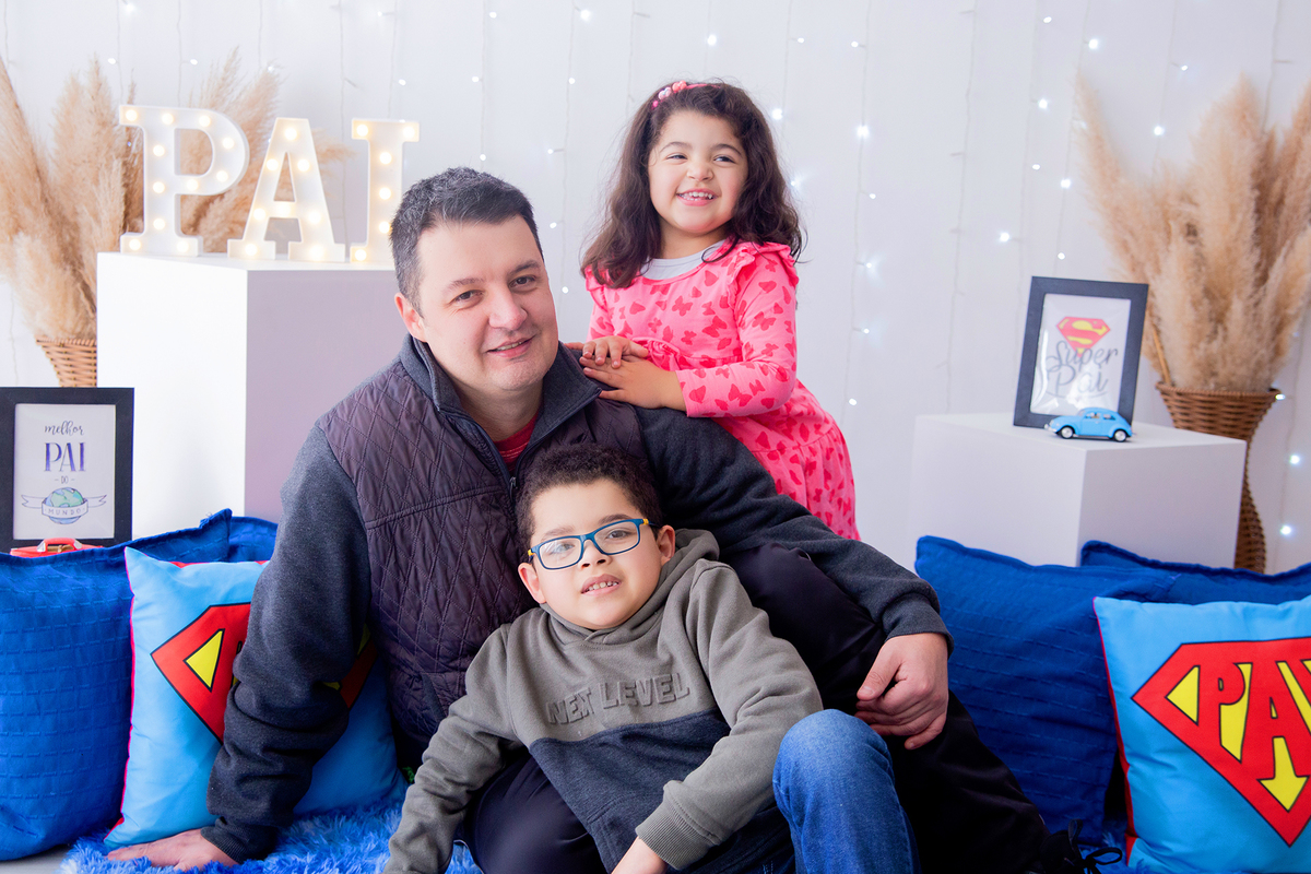 acompanhamento mensal de bebe caxias do sul figurino cenario tematico  personagem foto infantil serra gaucha fotografia familia mundo azul rosa ensaio fotografico crianca newborn baby menino menina smash the cake esmague o bolo banheira urso circo