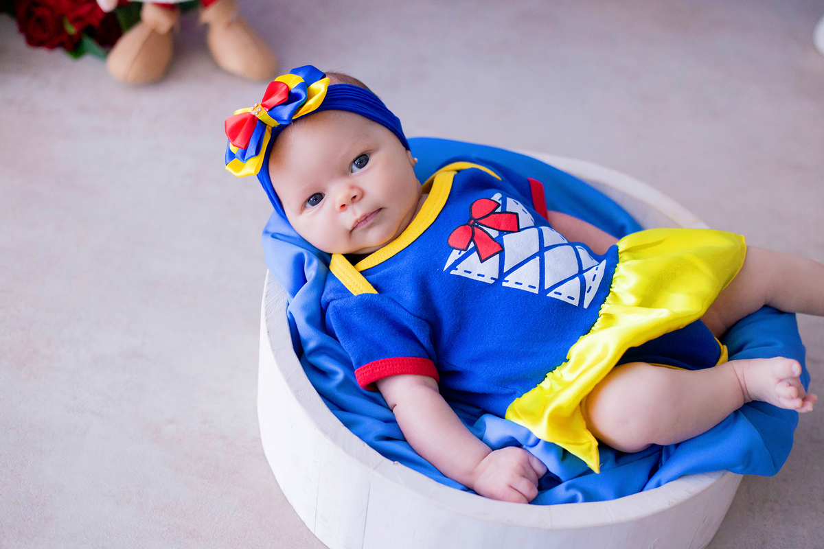 acompanhamento mensal de bebe caxias do sul figurino cenario tematico  personagem foto infantil serra gaucha fotografia familia mundo azul rosa ensaio fotografico crianca newborn baby menino menina smash the cake esmague o bolo banheira urso circo