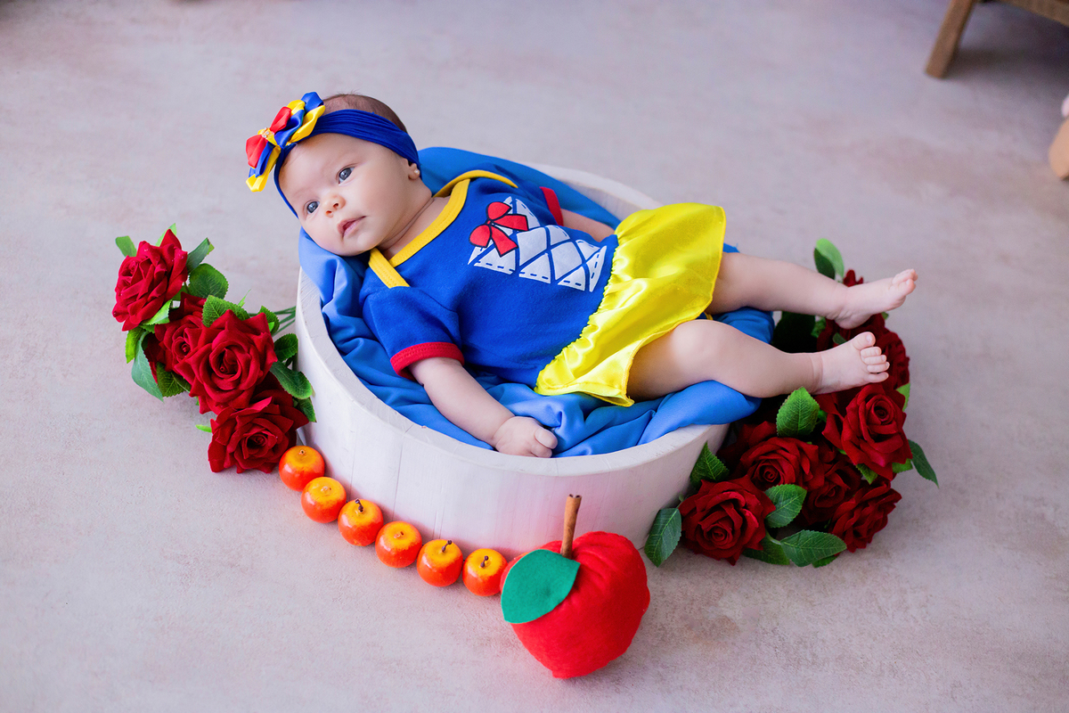 acompanhamento mensal de bebe caxias do sul figurino cenario tematico  personagem foto infantil serra gaucha fotografia familia mundo azul rosa ensaio fotografico crianca newborn baby menino menina smash the cake esmague o bolo banheira urso circo