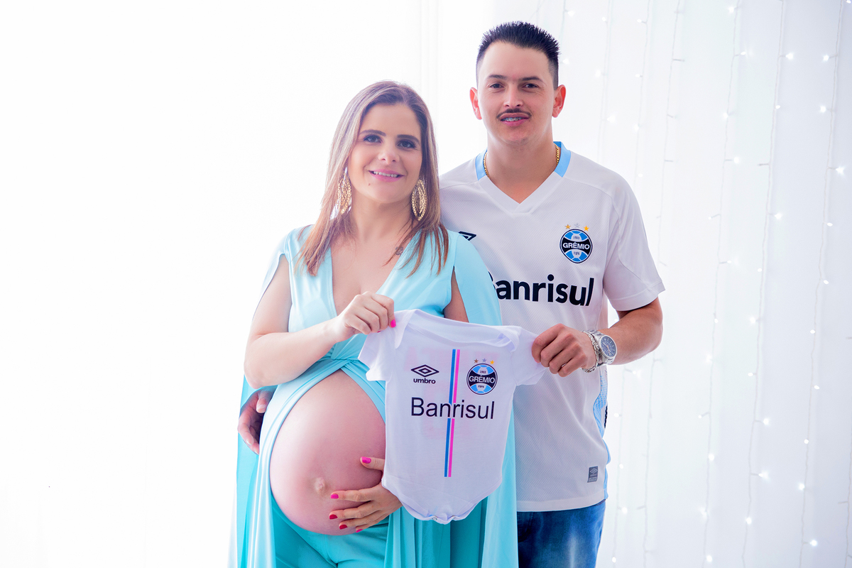 acompanhamento mensal de bebe caxias do sul figurino cenario tematico  personagem foto infantil serra gaucha fotografia familia mundo azul rosa ensaio fotografico crianca newborn baby menino menina smash the cake esmague o bolo banheira urso circo