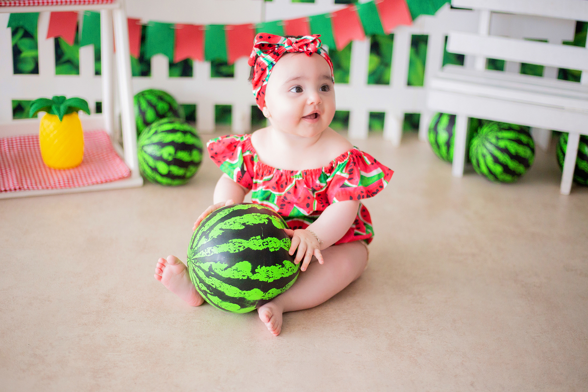 acompanhamento mensal de bebe caxias do sul figurino cenario tematico  personagem foto infantil serra gaucha fotografia familia mundo azul rosa ensaio fotografico crianca newborn baby menino menina smash the cake esmague o bolo banheira urso circo