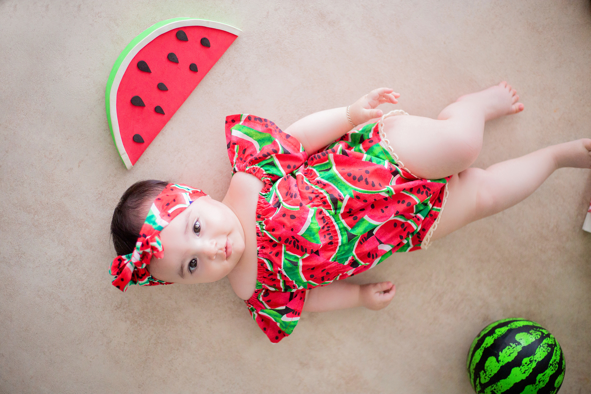 acompanhamento mensal de bebe caxias do sul figurino cenario tematico  personagem foto infantil serra gaucha fotografia familia mundo azul rosa ensaio fotografico crianca newborn baby menino menina smash the cake esmague o bolo banheira urso circo
