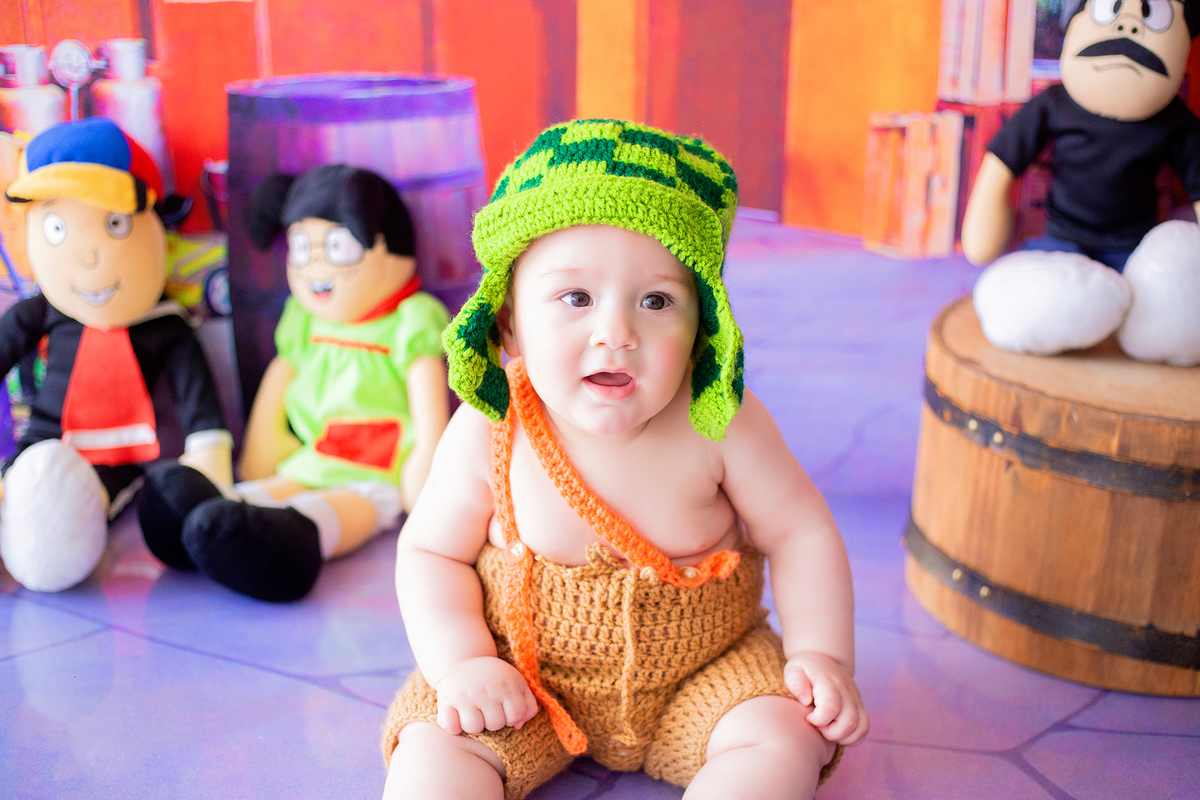 acompanhamento mensal de bebe caxias do sul figurino cenario tematico  personagem foto infantil serra gaucha fotografia familia mundo azul rosa ensaio fotografico crianca newborn baby menino menina smash the cake esmague o bolo banheira urso circo