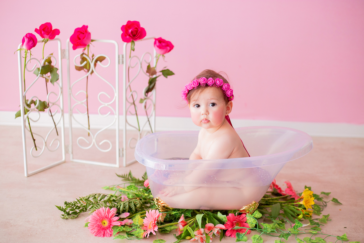 acompanhamento mensal de bebe caxias do sul figurino cenario tematico  personagem foto infantil serra gaucha fotografia familia mundo azul rosa ensaio fotografico crianca newborn baby menino menina smash the cake esmague o bolo banheira urso circo