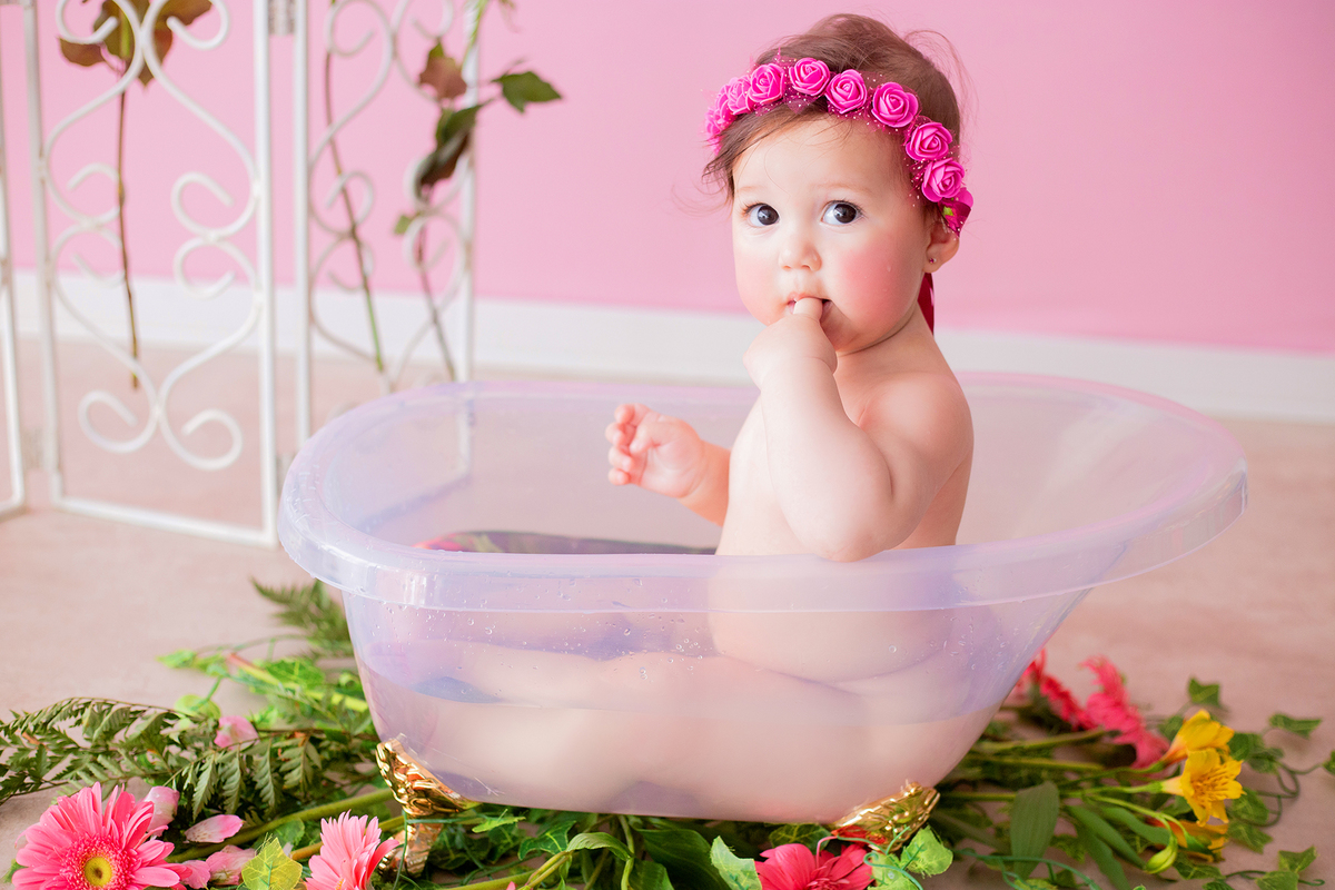acompanhamento mensal de bebe caxias do sul figurino cenario tematico  personagem foto infantil serra gaucha fotografia familia mundo azul rosa ensaio fotografico crianca newborn baby menino menina smash the cake esmague o bolo banheira urso circo