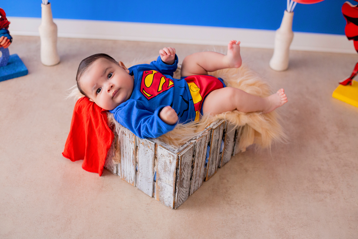 acompanhamento mensal de bebe caxias do sul figurino cenario tematico  personagem foto infantil serra gaucha fotografia familia mundo azul rosa ensaio fotografico crianca newborn baby menino menina smash the cake esmague o bolo banheira urso circo