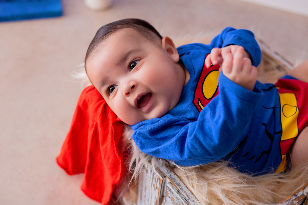acompanhamento mensal de bebe caxias do sul figurino cenario tematico  personagem foto infantil serra gaucha fotografia familia mundo azul rosa ensaio fotografico crianca newborn baby menino menina smash the cake esmague o bolo banheira urso circo