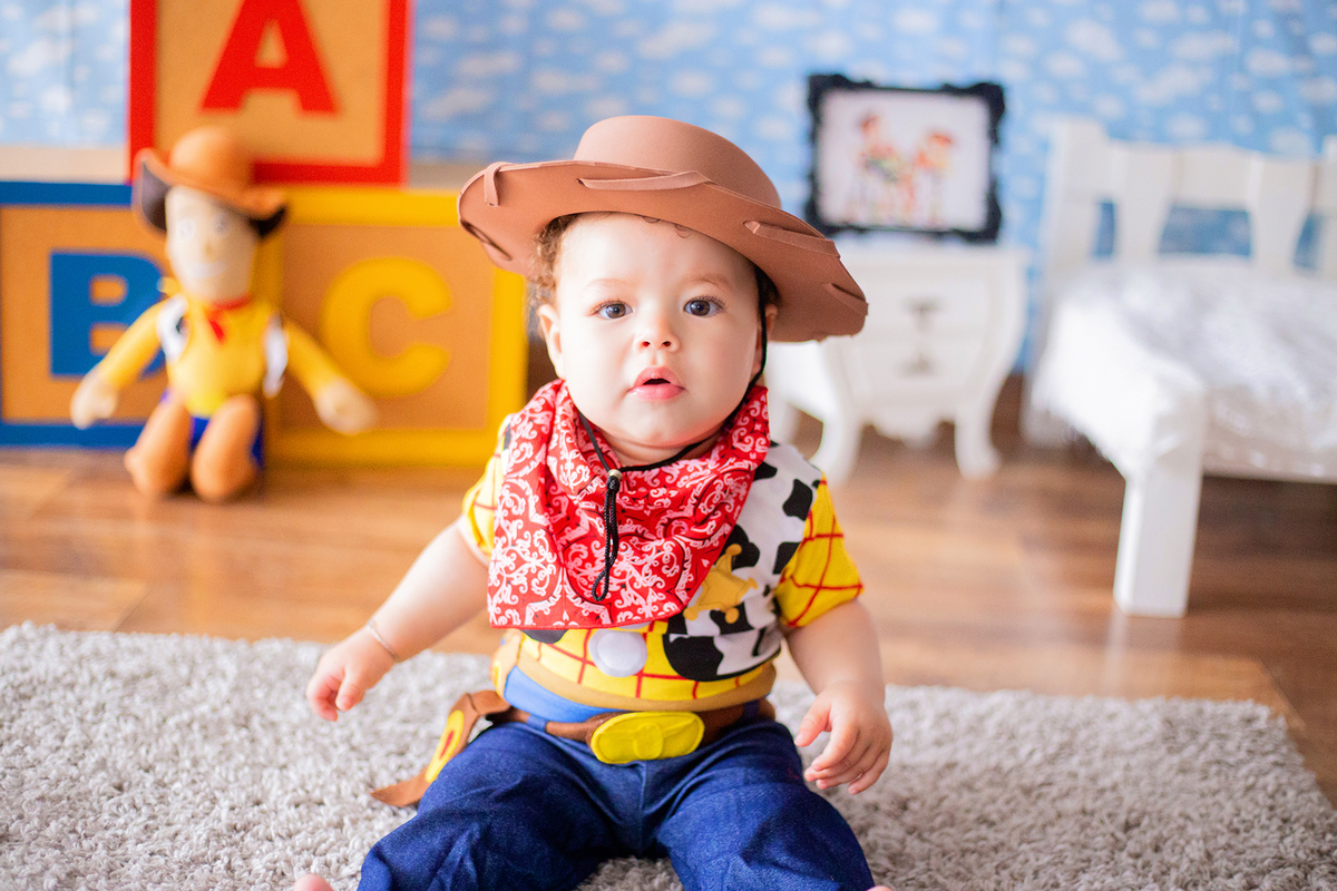 acompanhamento mensal de bebe caxias do sul figurino cenario tematico  personagem foto infantil serra gaucha fotografia familia mundo azul rosa ensaio fotografico crianca newborn baby menino menina smash the cake esmague o bolo banheira urso circo