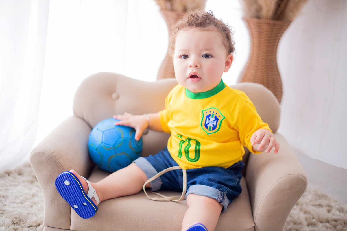 acompanhamento mensal de bebe caxias do sul figurino cenario tematico  personagem foto infantil serra gaucha fotografia familia mundo azul rosa ensaio fotografico crianca newborn baby menino menina smash the cake esmague o bolo banheira urso circo