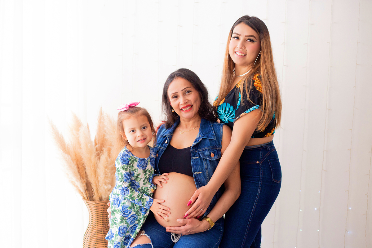 acompanhamento mensal de bebe caxias do sul figurino cenario tematico  personagem foto infantil serra gaucha fotografia familia mundo azul rosa ensaio fotografico crianca newborn baby menino menina smash the cake esmague o bolo banheira urso circo