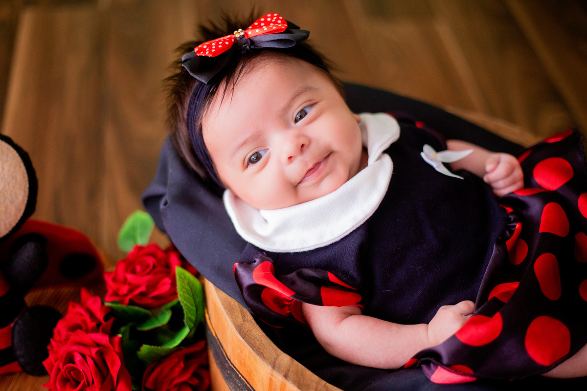 acompanhamento mensal de bebe caxias do sul figurino cenario tematico  personagem foto infantil serra gaucha fotografia familia mundo azul rosa ensaio fotografico crianca newborn baby menino menina smash the cake esmague o bolo banheira urso circo
