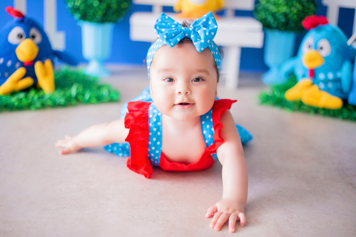 acompanhamento mensal de bebe caxias do sul figurino cenario tematico  personagem foto infantil serra gaucha fotografia familia mundo azul rosa ensaio fotografico crianca newborn baby menino menina smash the cake esmague o bolo banheira urso circo