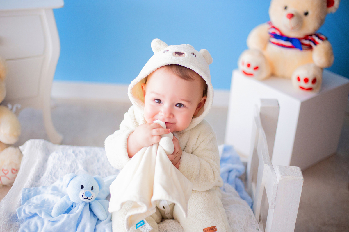 acompanhamento mensal de bebe caxias do sul figurino cenario tematico  personagem foto infantil serra gaucha fotografia familia mundo azul rosa ensaio fotografico crianca newborn baby menino menina smash the cake esmague o bolo banheira urso circo