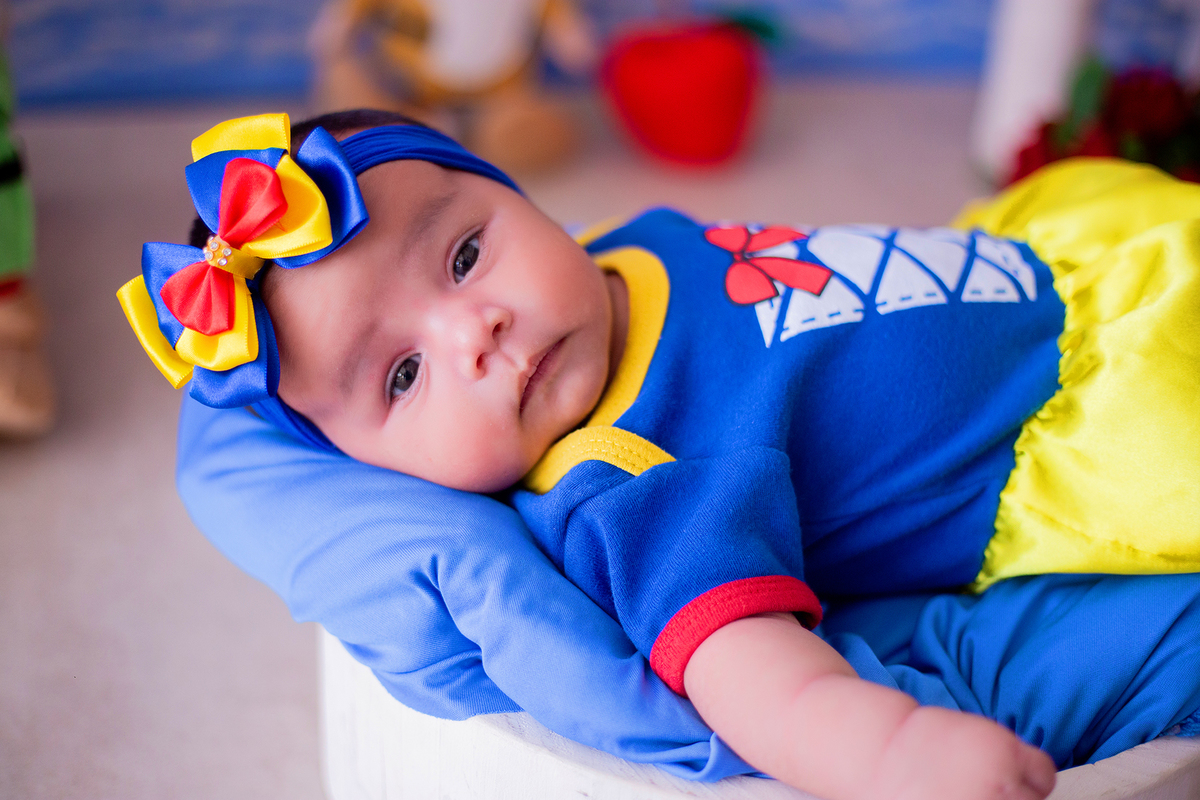 acompanhamento mensal de bebe caxias do sul figurino cenario tematico  personagem foto infantil serra gaucha fotografia familia mundo azul rosa ensaio fotografico crianca newborn baby menino menina smash the cake esmague o bolo banheira urso circo