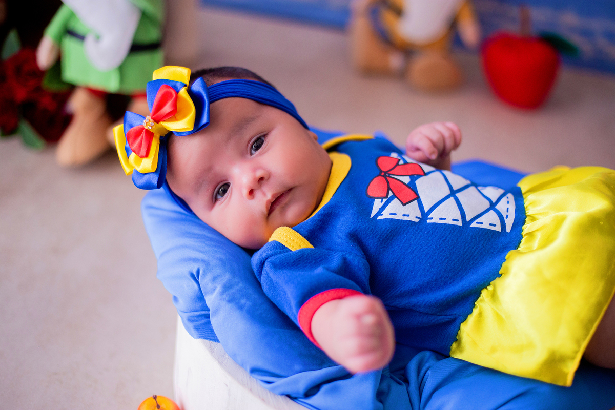 acompanhamento mensal de bebe caxias do sul figurino cenario tematico  personagem foto infantil serra gaucha fotografia familia mundo azul rosa ensaio fotografico crianca newborn baby menino menina smash the cake esmague o bolo banheira urso circo