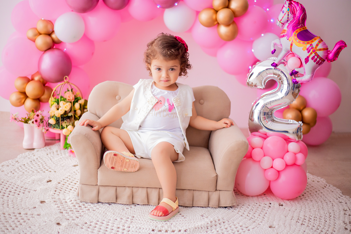 acompanhamento mensal de bebe caxias do sul figurino cenario tematico  personagem foto infantil serra gaucha fotografia familia mundo azul rosa ensaio fotografico crianca newborn baby menino menina smash the cake esmague o bolo banheira urso circo