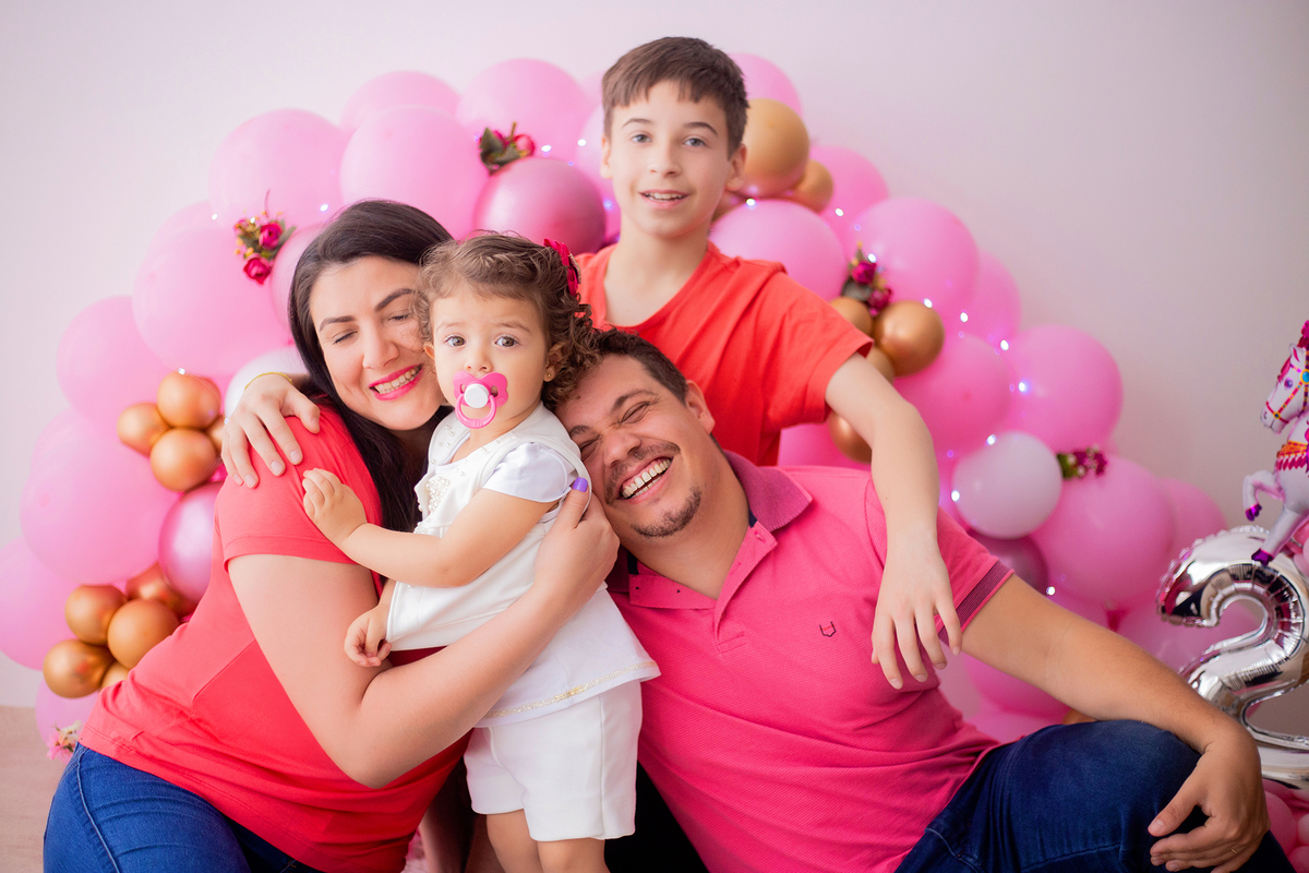 acompanhamento mensal de bebe caxias do sul figurino cenario tematico  personagem foto infantil serra gaucha fotografia familia mundo azul rosa ensaio fotografico crianca newborn baby menino menina smash the cake esmague o bolo banheira urso circo