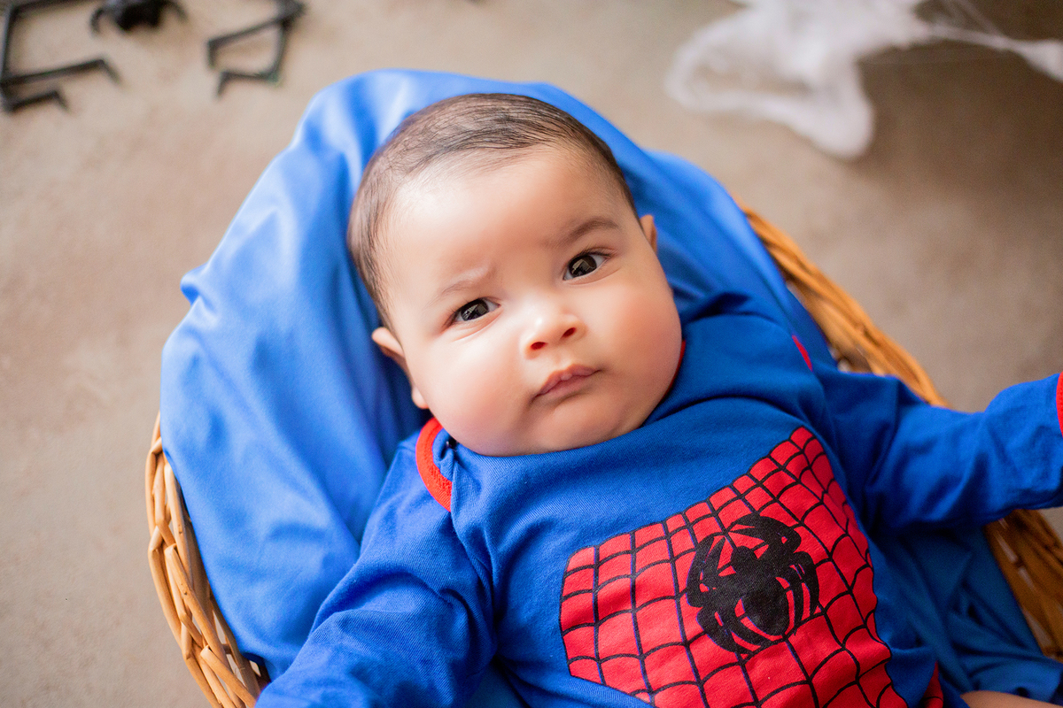 acompanhamento mensal de bebe caxias do sul figurino cenario tematico  personagem foto infantil serra gaucha fotografia familia mundo azul rosa ensaio fotografico crianca newborn baby menino menina smash the cake esmague o bolo banheira urso circo