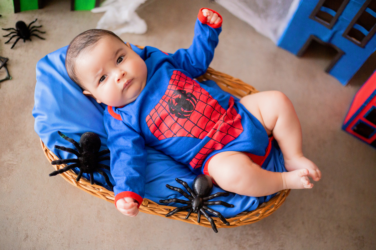 acompanhamento mensal de bebe caxias do sul figurino cenario tematico  personagem foto infantil serra gaucha fotografia familia mundo azul rosa ensaio fotografico crianca newborn baby menino menina smash the cake esmague o bolo banheira urso circo