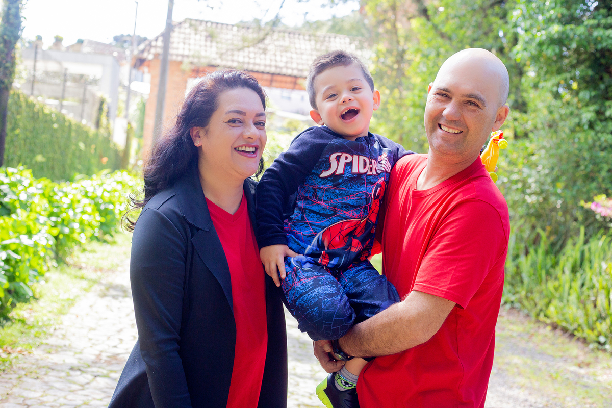 acompanhamento mensal de bebe caxias do sul figurino cenario tematico  personagem foto infantil serra gaucha fotografia familia mundo azul rosa ensaio fotografico crianca newborn baby menino menina smash the cake esmague o bolo banheira urso circo