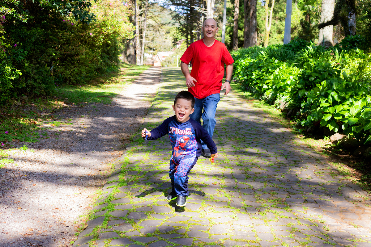 acompanhamento mensal de bebe caxias do sul figurino cenario tematico  personagem foto infantil serra gaucha fotografia familia mundo azul rosa ensaio fotografico crianca newborn baby menino menina smash the cake esmague o bolo banheira urso circo