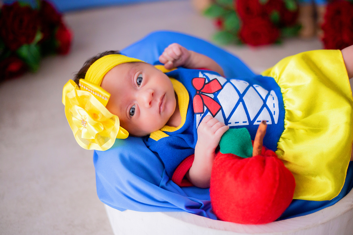 acompanhamento mensal de bebe caxias do sul figurino cenario tematico  personagem foto infantil serra gaucha fotografia familia mundo azul rosa ensaio fotografico crianca newborn baby menino menina smash the cake esmague o bolo banheira urso circo