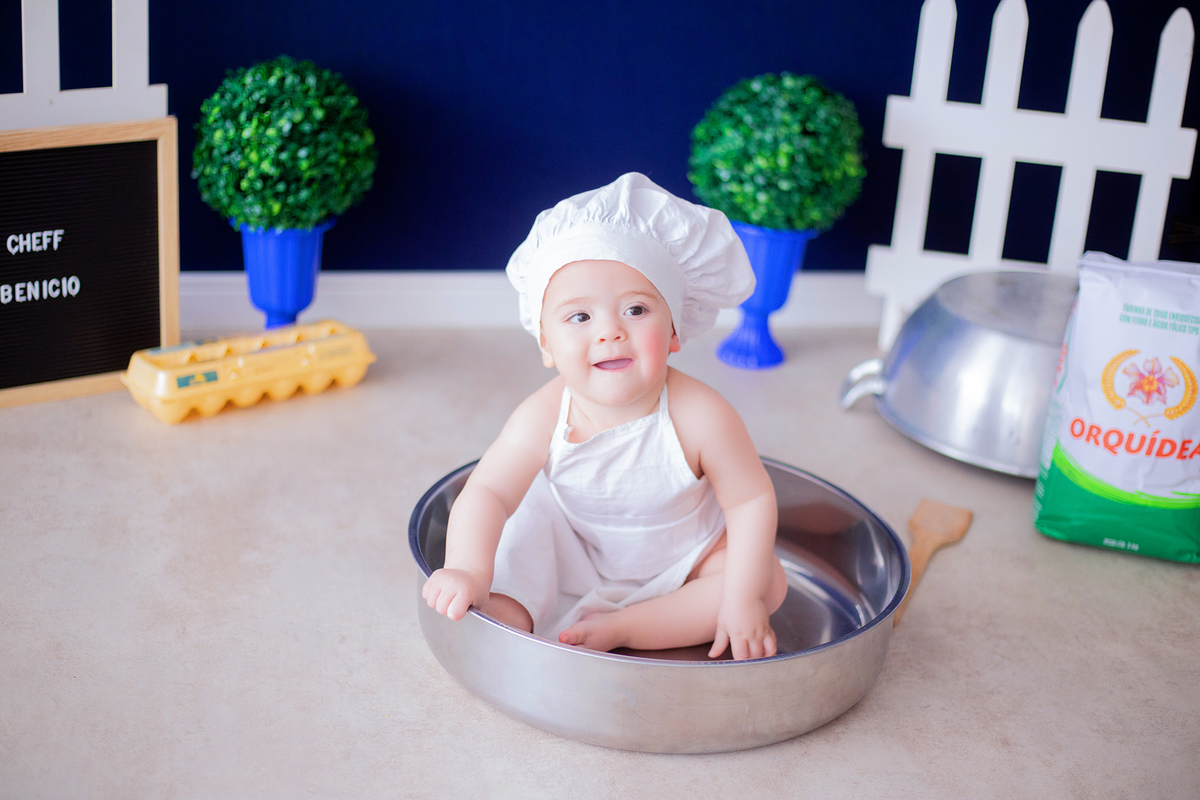 acompanhamento mensal de bebe caxias do sul figurino cenario tematico  personagem foto infantil serra gaucha fotografia familia mundo azul rosa ensaio fotografico crianca newborn baby menino menina smash the cake esmague o bolo banheira urso circo