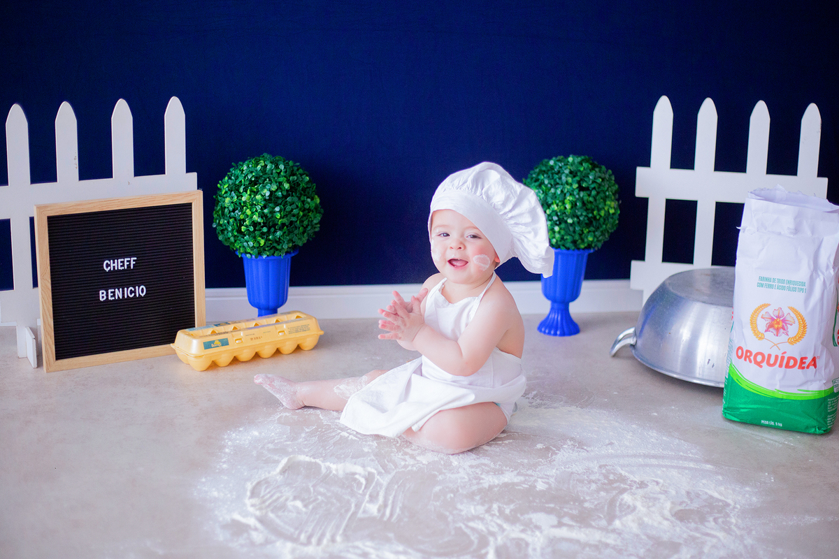 acompanhamento mensal de bebe caxias do sul figurino cenario tematico  personagem foto infantil serra gaucha fotografia familia mundo azul rosa ensaio fotografico crianca newborn baby menino menina smash the cake esmague o bolo banheira urso circo