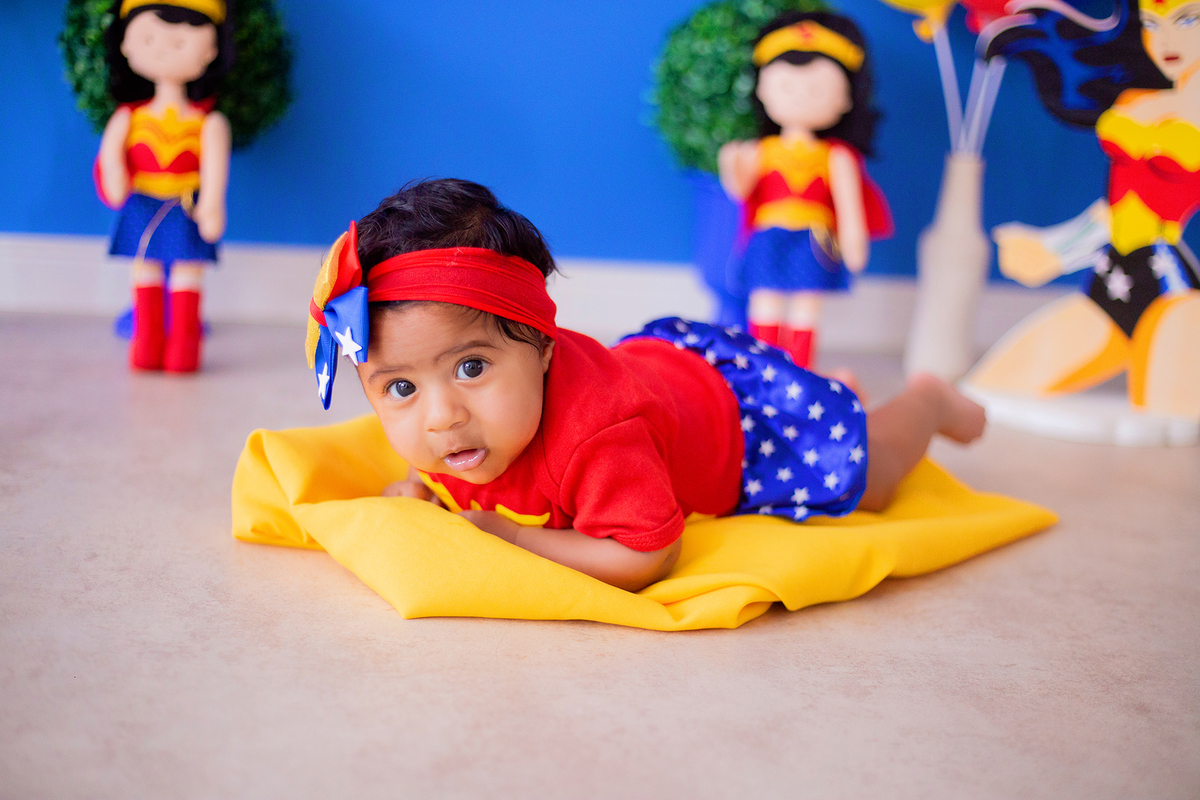 acompanhamento mensal de bebe caxias do sul figurino cenario tematico  personagem foto infantil serra gaucha fotografia familia mundo azul rosa ensaio fotografico crianca newborn baby menino menina smash the cake esmague o bolo banheira urso circo