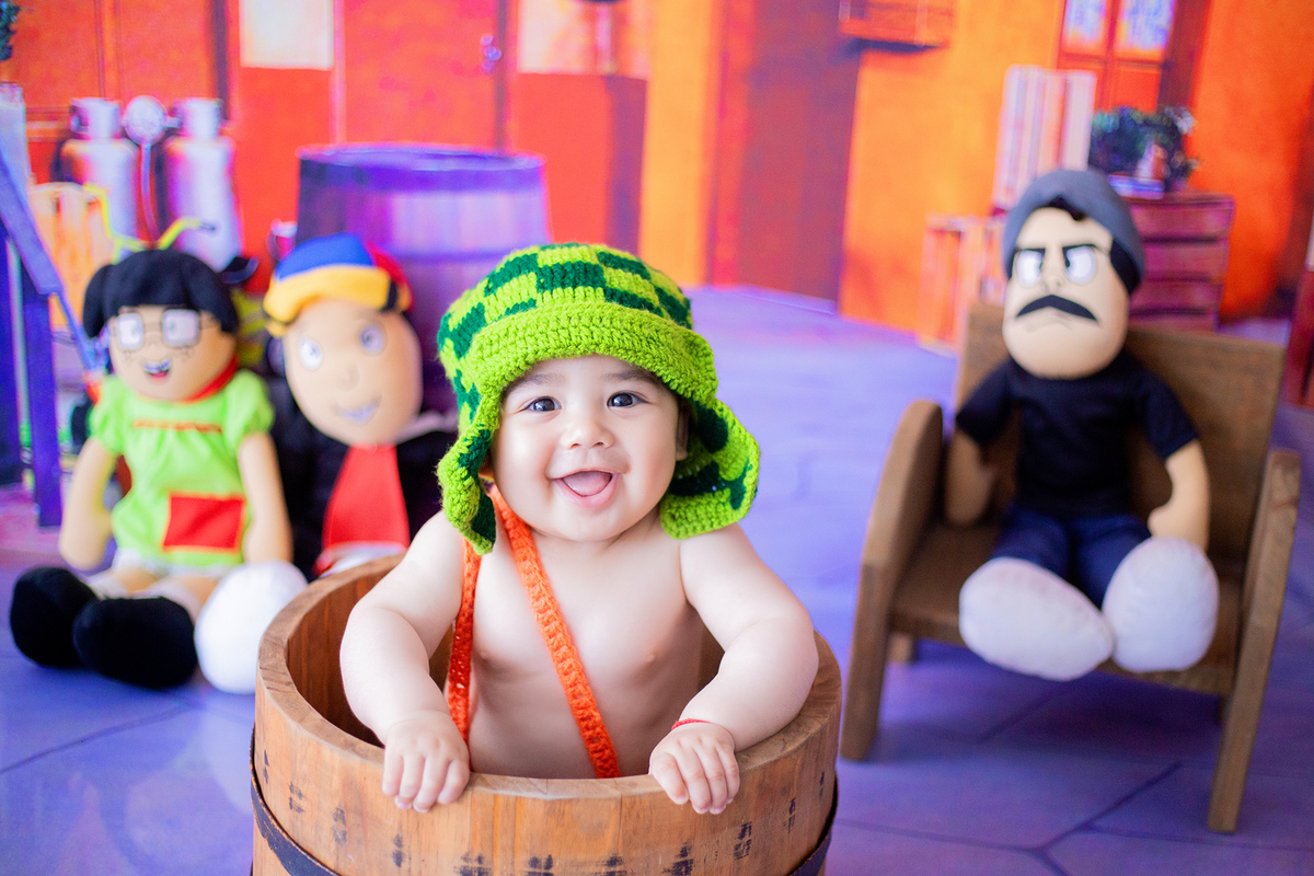 acompanhamento mensal de bebe caxias do sul figurino cenario tematico  personagem foto infantil serra gaucha fotografia familia mundo azul rosa ensaio fotografico crianca newborn baby menino menina smash the cake esmague o bolo banheira urso circo