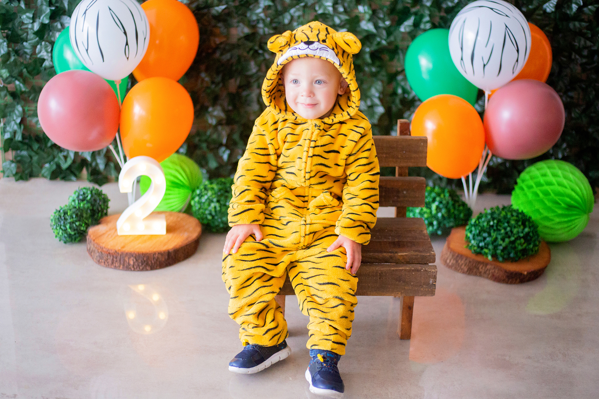acompanhamento mensal de bebe caxias do sul figurino cenario tematico  personagem foto infantil serra gaucha fotografia familia mundo azul rosa ensaio fotografico crianca newborn baby menino menina smash the cake esmague o bolo banheira urso circo