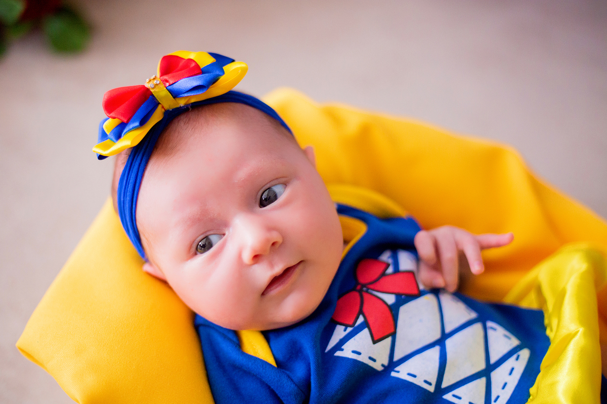 acompanhamento mensal de bebe caxias do sul figurino cenario tematico  personagem foto infantil serra gaucha fotografia familia mundo azul rosa ensaio fotografico crianca newborn baby menino menina smash the cake esmague o bolo banheira urso circo