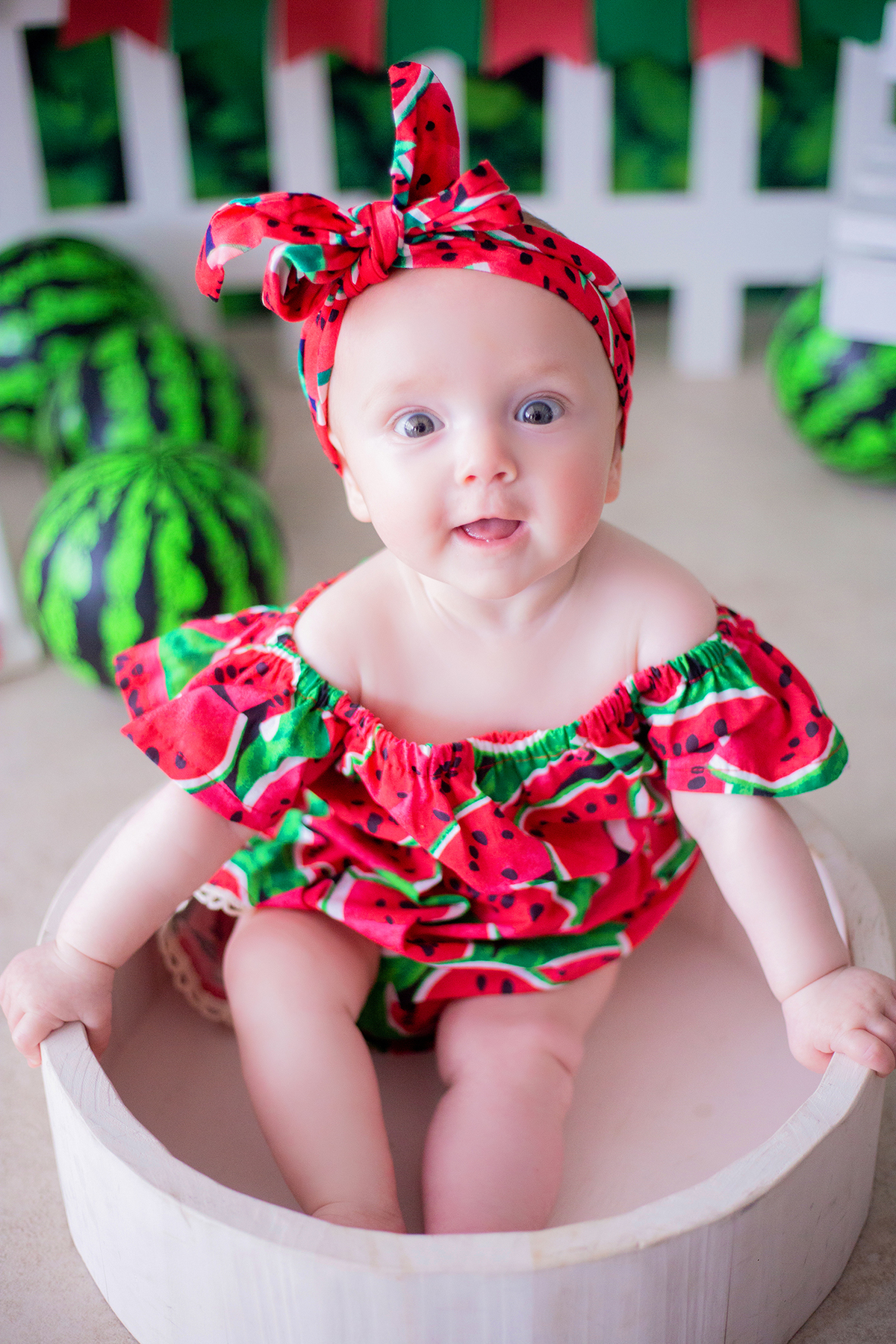 acompanhamento mensal de bebe caxias do sul figurino cenario tematico  personagem foto infantil serra gaucha fotografia familia mundo azul rosa ensaio fotografico crianca newborn baby menino menina smash the cake esmague o bolo banheira urso circo